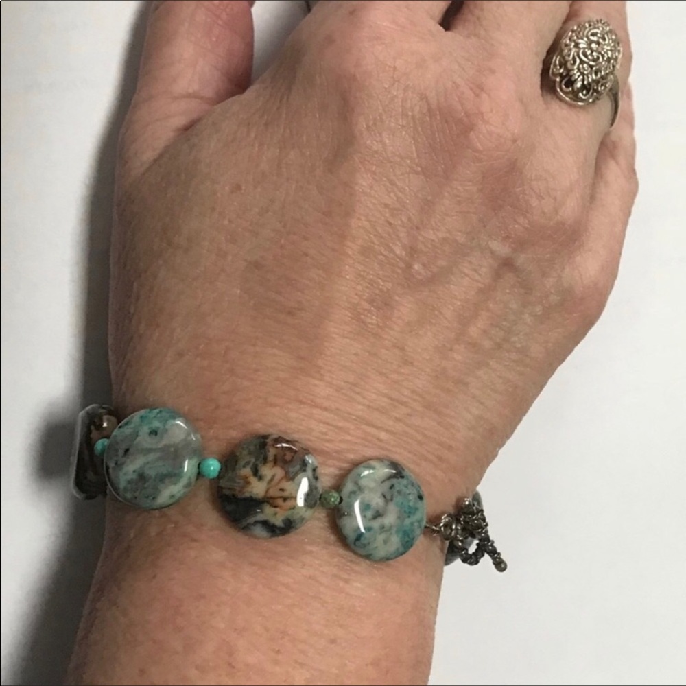 8” Natural stone and turquoise bead bracelet